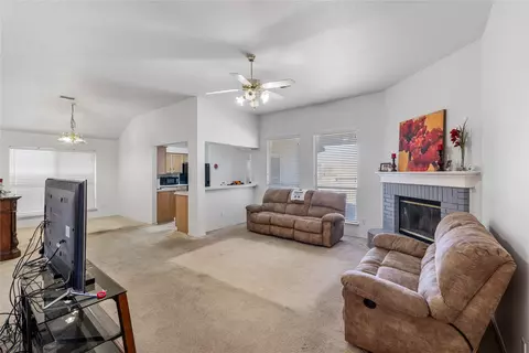 1620 Bertram Dr, Mansfield, TX 76063 photo 4