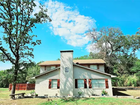 705 Balboa Ave, Denison, TX 75020