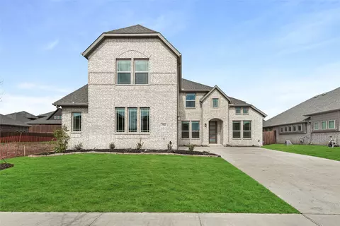 2904 Emerald Trace Dr, Lantana, TX 76226