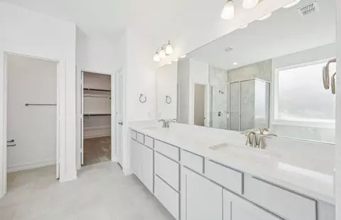 Bath - 4341 Noble Ln, Midlothian, TX 76065 photo 1 of 2