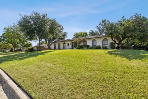 6425 Klamath Rd, Fort Worth, TX 76116