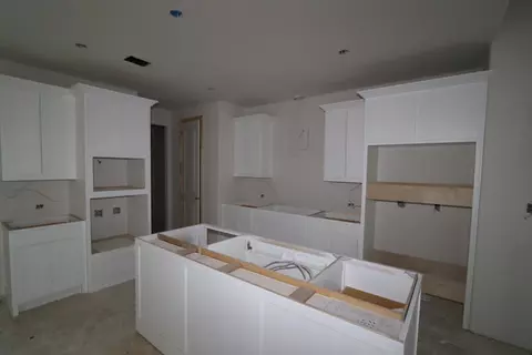 Kitchen - 1034 Saffron Dr, Argyle, TX 76226 photo 2 of 3