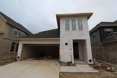 Exterior - 1034 Saffron Dr, Argyle, TX 76226 photo 2 of 3