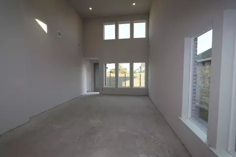 Living - 1034 Saffron Dr, Argyle, TX 76226 photo 1 of 2