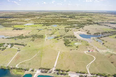 630 Alsdorf Rd, Ennis, TX 75119