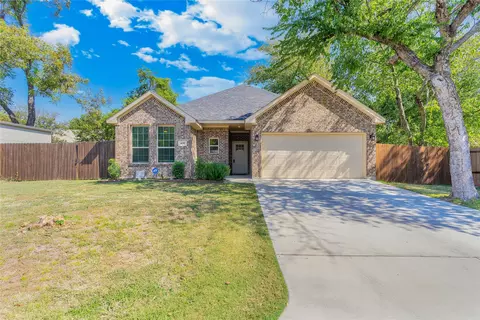 435 N Field St, Cleburne, TX 76033