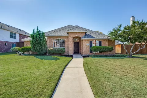 1429 Summerhill Dr, Carrollton, TX 75007