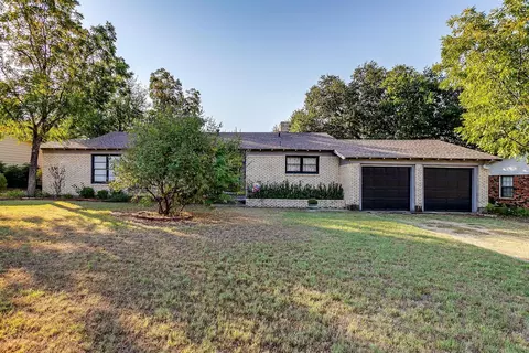 7132 Hardisty St, Richland Hills, TX 76118