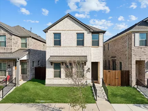 7553 Regal Ln, North Richland Hills, TX 76180
