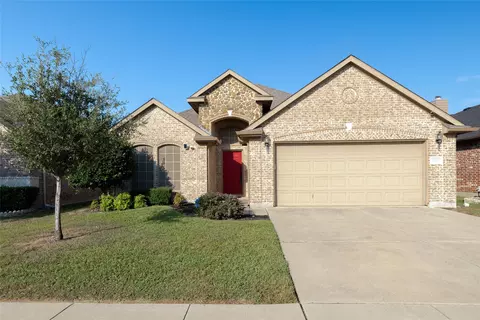 6861 Fools Gold Dr, Fort Worth, TX 76179