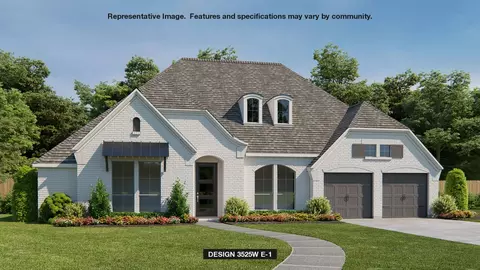 10400 Gray Hills Dr, Fort Worth, TX 76126