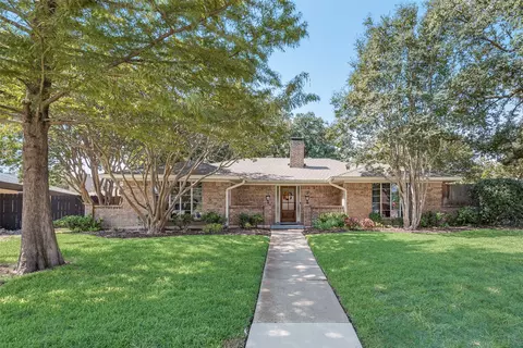 3213 Hilltop Ln, Plano, TX 75075