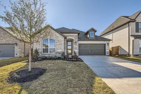 890 Winter Cherry Ln, Haslet, TX 76052