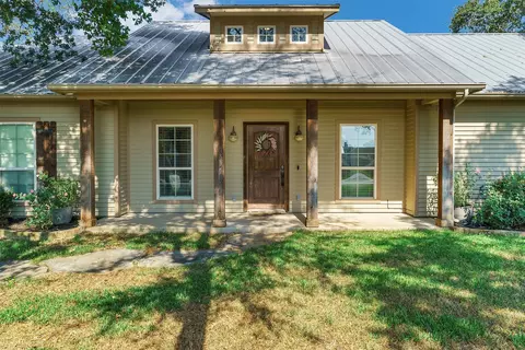 400 E 3rd St, Tolar, TX 76476 photo 4