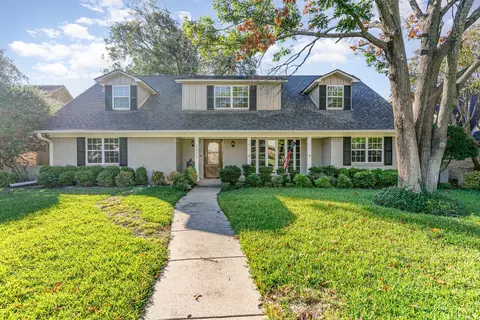 9910 Vistadale Dr, Dallas, TX 75238