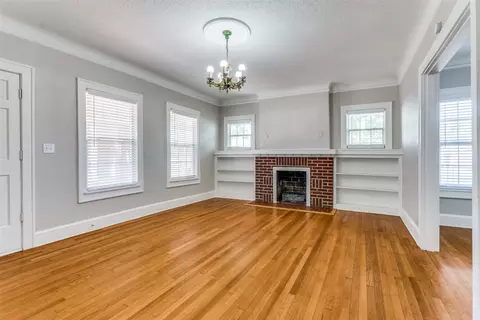 4401 Morris Ct, Fort Worth, TX 76103