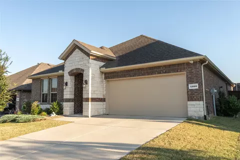 4260 Bullock Ln, Forney, TX 75126
