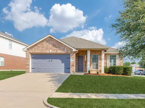8205 La Frontera Trl, Arlington, TX 76002