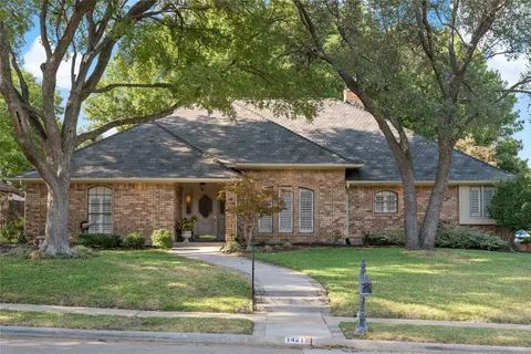 1421 Hampton Ln, Plano, TX 75075