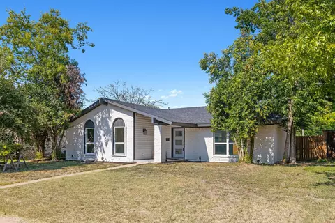 1709 Warwick St, Garland, TX 75044
