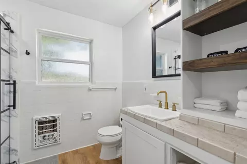 Bath - 310 E Broadway St, Prosper, TX 75078 photo 1 of 3