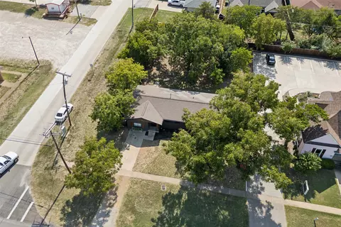 View/Area - 310 E Broadway St, Prosper, TX 75078 photo 2 of 5