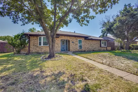21 Lakewood Dr, Hickory Creek, TX 75065