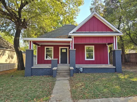 410 W Heron St, Denison, TX 75020