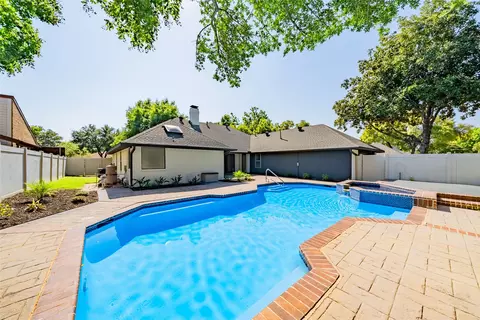 2009 Saint Andrews Dr, Richardson, TX 75082