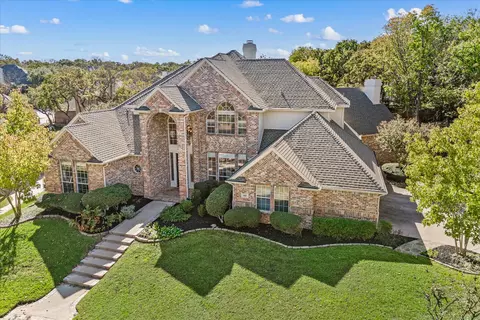 812 Shady Bend Ct, Highland Village, TX 75077