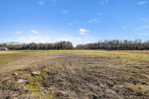 1002 Declaration Dr, Nevada, TX 75173 photo 8