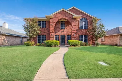 2528 Buck Dr, Mesquite, TX 75181