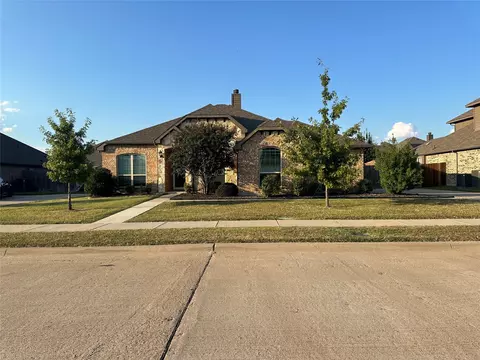 6217 Horizon Dr, Midlothian, TX 76065