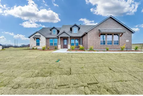 390 Big Bend Trl, Valley View, TX 76272