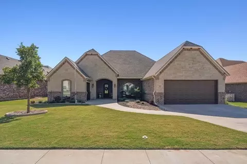 6607 Pinehurst Dr, Granbury, TX 76049