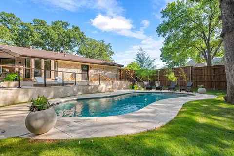 Exterior - 1 Echo Cv, Grapevine, TX 76051 photo 6 of 9
