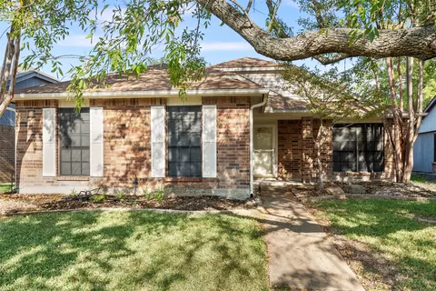 2806 Lake Valley Dr, Garland, TX 75040