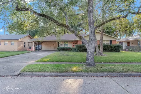 2019 Bermuda St, Shreveport, LA 71105