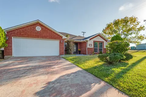 2700 Dakota Cir, Seagoville, TX 75159