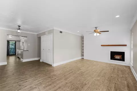 7732 Meadow Rd #211, Dallas, TX 75230