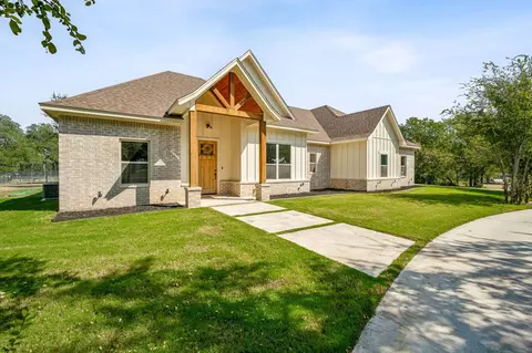 112 Tobiano Trce, Weatherford, TX 76087