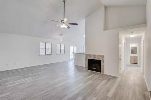 3210 Cliffview Dr, Corinth, TX 76210