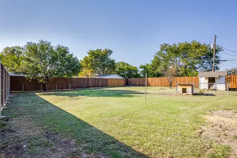 Exterior - 107 E 5th St, Prosper, TX 75078 photo 8 of 8