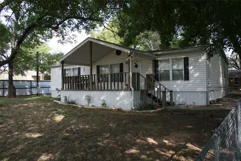 315 Peach St, Graford, TX 76449