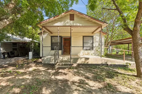 307 N Dixie St, Eastland, TX 76448