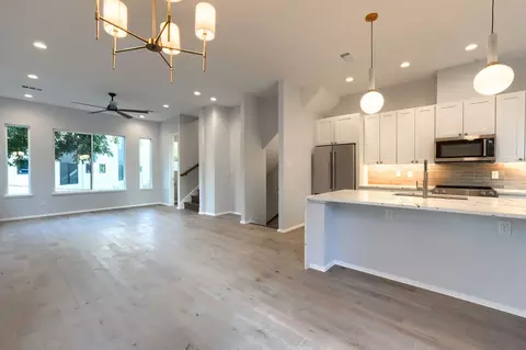 5931 Lindell Ave #106, Dallas, TX 75206