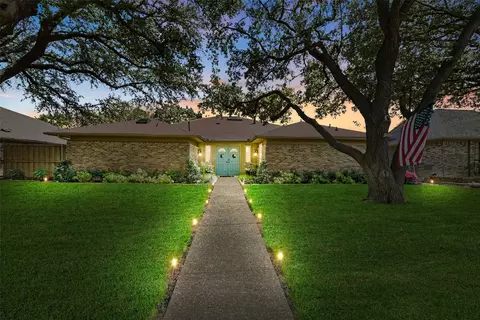 9742 Windham Dr, Dallas, TX 75243