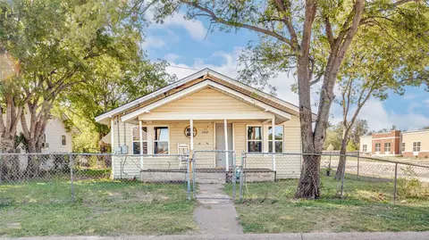 1057 S 10th St, Abilene, TX 79602