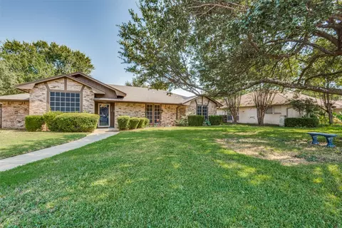 1420 Marble Canyon Dr, Desoto, TX 75115
