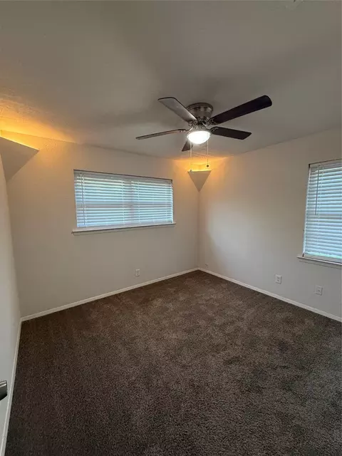 2925 Needles St, Euless, TX 76040 photo 14